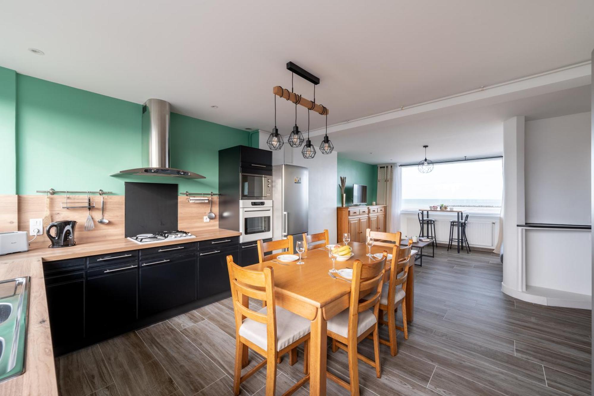 Appartement Malo-les-bains Lumineux Et Traversants Face A La Duinkerke